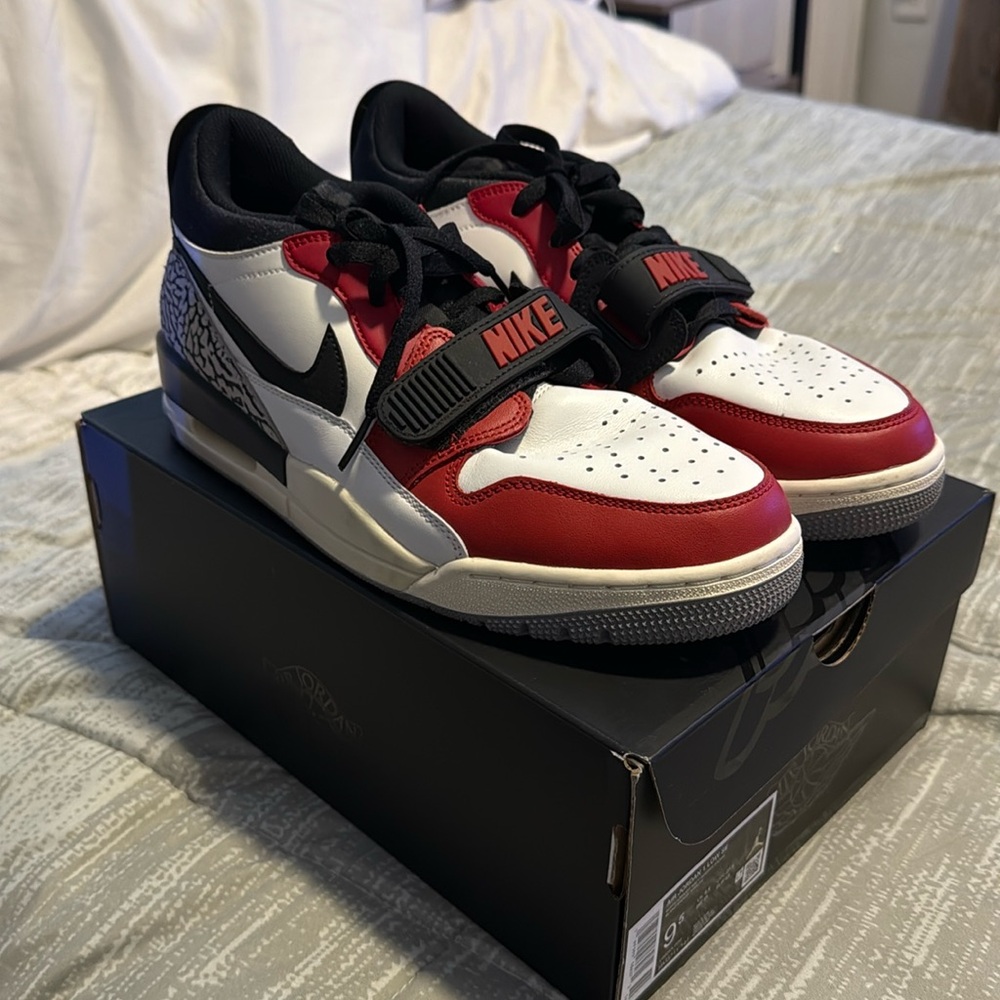 Nike Jordan Legacy